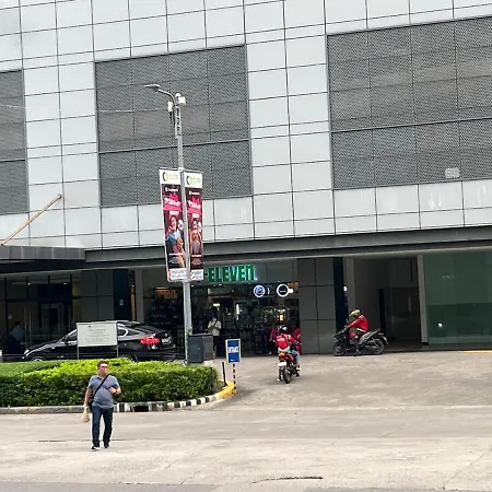 Cebu It Park Stay Cozy Condo With Netflix, Wifi & Pool View